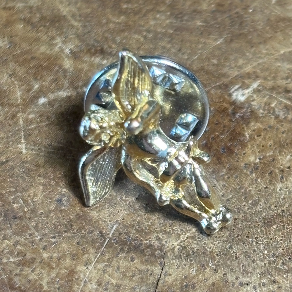 Vintage Gold Tone Angel & Cross Brooch Pin Lot of 5 - Picture 5 of 5
